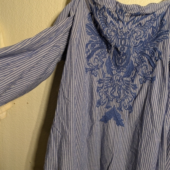 INC Blue Striped Women's Top Size 0x Pre-owned - Picture 3 of 6